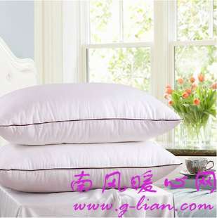 网购舒眠枕内部填充物很重要 羽丝绒呵护你的肌肤